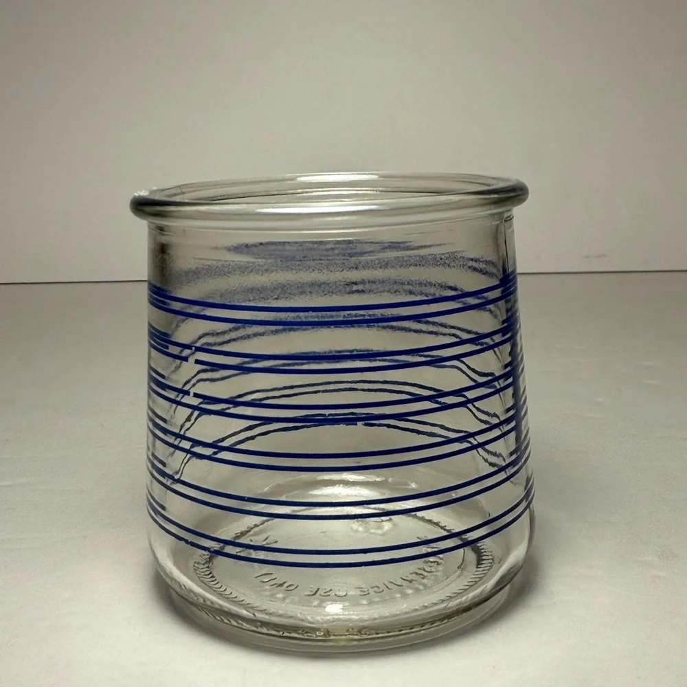 Vintage Oui Yogurt Single Serving Glass Jars Various Patterns Cups - Set Of 5 - Picture 2 of 6